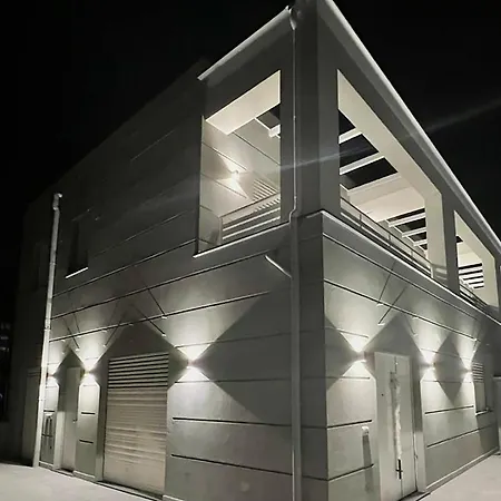 Maison 279 4*